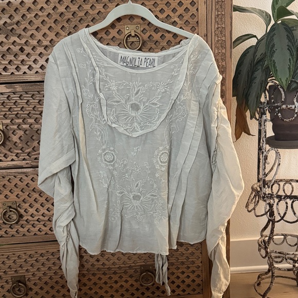 Magnolia Pearl Tops - Magnolia Pearl top